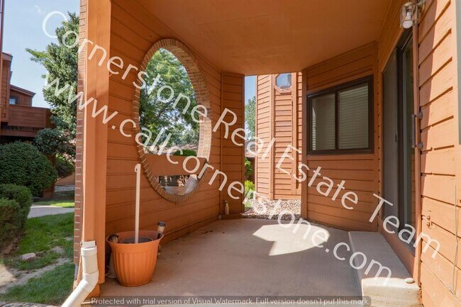 Building Photo - 5052 Sunsuite Trail