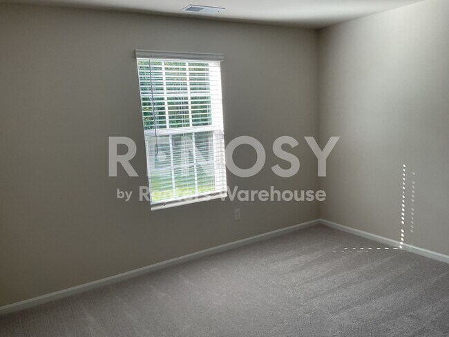 Building Photo - 10203 Chatham Run Ln