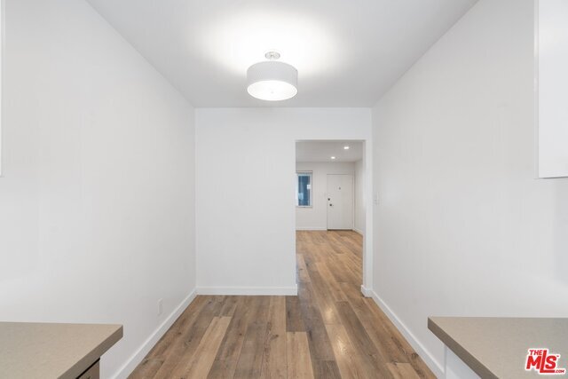 Building Photo - 702 S St Andrews Pl