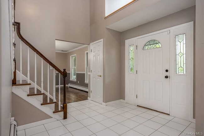 Building Photo - 5 Sherwood Farms Ct
