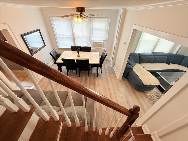 Building Photo - 815 Carpenter Pl