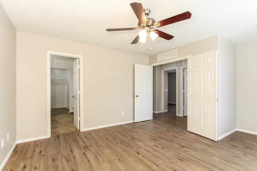 Building Photo - 18806 N Lousandra Dr