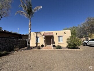 Building Photo - 3 bed 2 bath Santa Fe Home