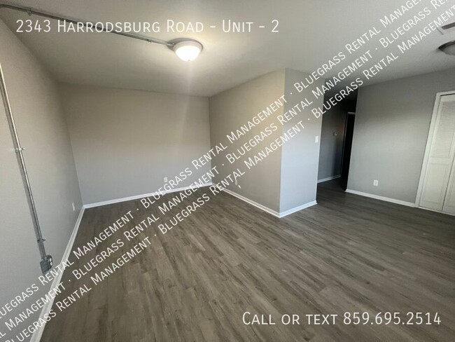 Building Photo - Beautiful, Spacious One Bedroom in an A Lo...