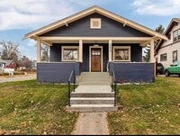 Building Photo - House with Fenced Yard * Walking Distance to MSU Campus and Downtown Bozeamn