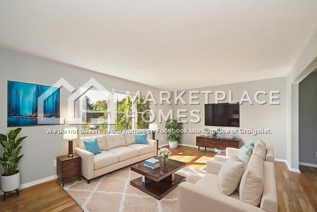 Building Photo - 1608 Tonopah Dr