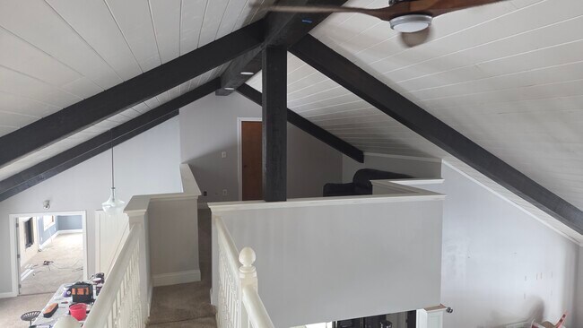 Building Photo - 9500 Fox Valley Dr