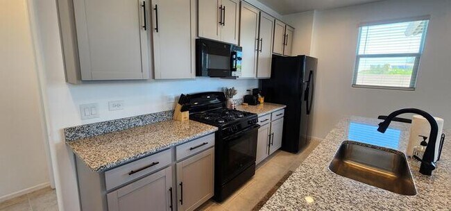 Building Photo - 21572 Treasure Rd