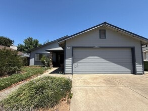 Building Photo - Half Off of 1st Months Rent!