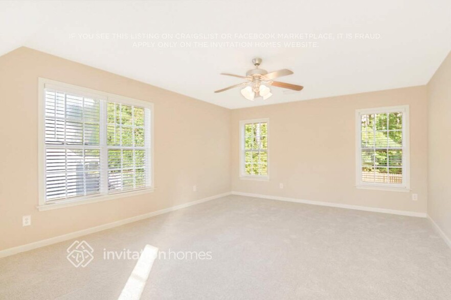 Building Photo - 235 Keller Dr