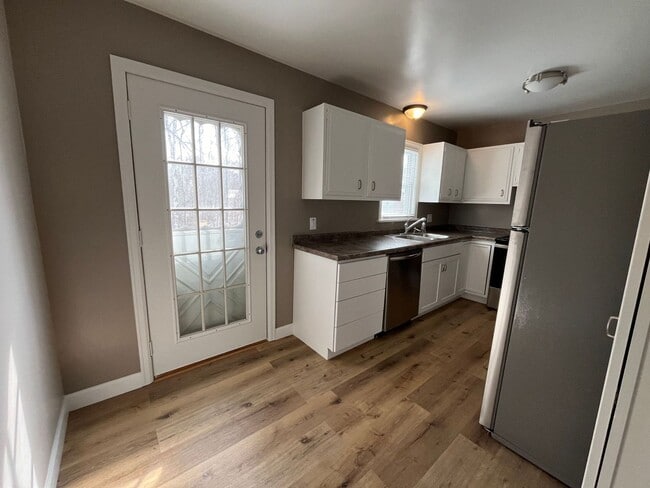 Building Photo - Two Bedroom Home in Smithville