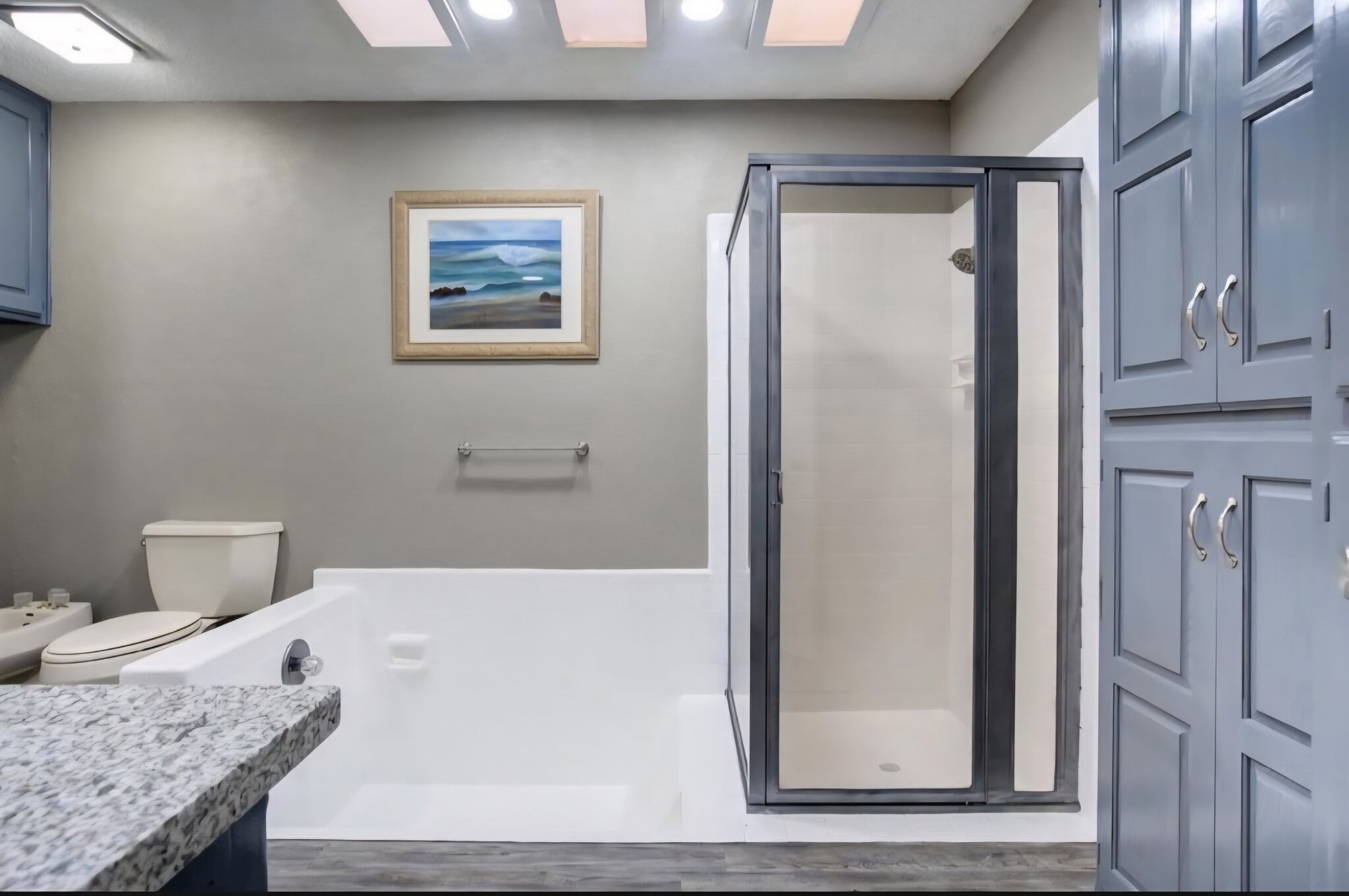 Building Photo - 306 Vale Ave