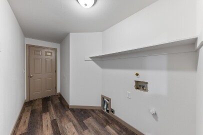 Building Photo - Spacious and Updated Pet Friendly Home