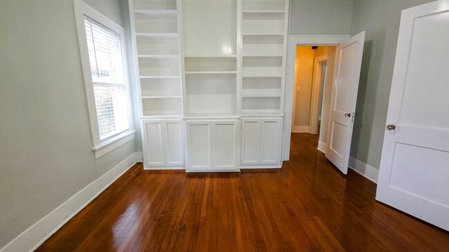 Building Photo - 2039 W Main St