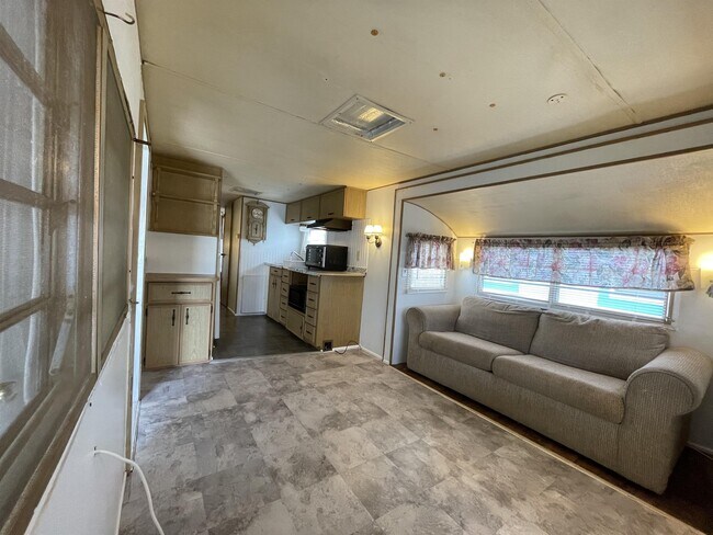 Building Photo - 30346 FL-78