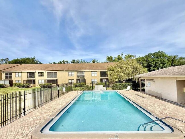 Building Photo - 5143 Puritan Cir