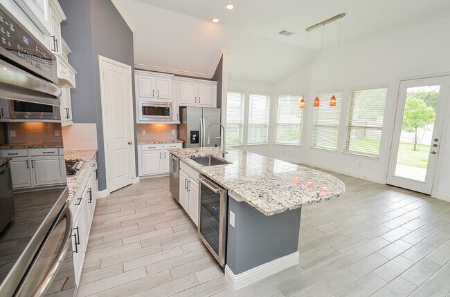 Building Photo - 6019 Verde Pl Ln