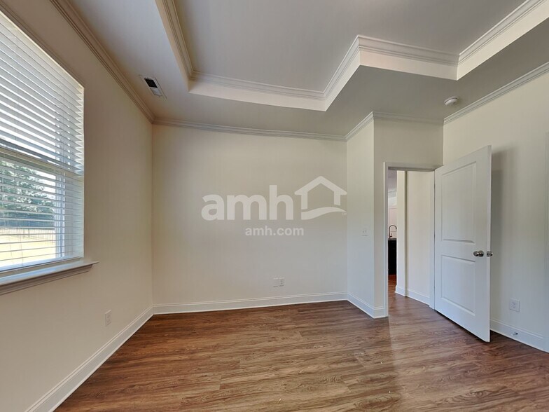Building Photo - 13021 Wishsong Ct