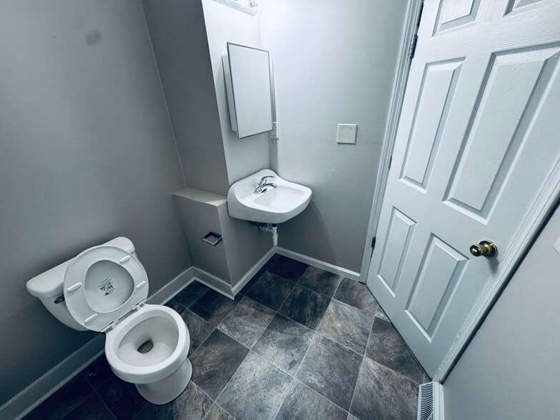 Building Photo - 351 W 8th St