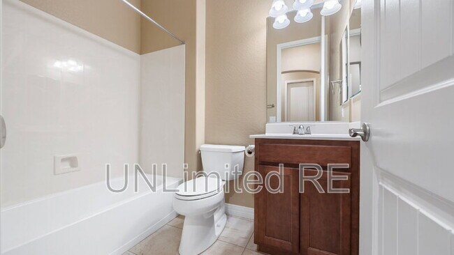 Building Photo - 5641 N Teaberry Ln