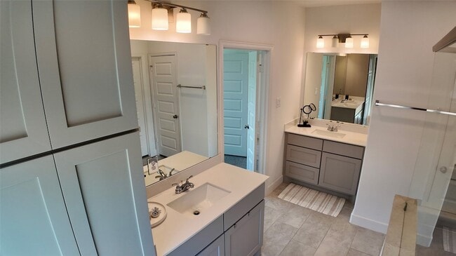 Building Photo - 27127 Cutleaf Daisy Ct