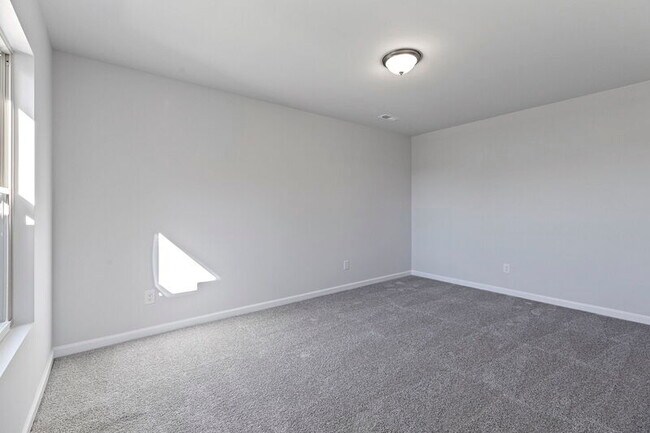 Building Photo - 14616 Ravenel Dr