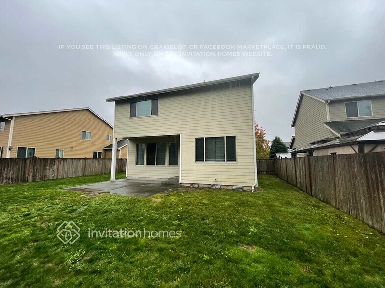 Building Photo - 109 Ames St NE