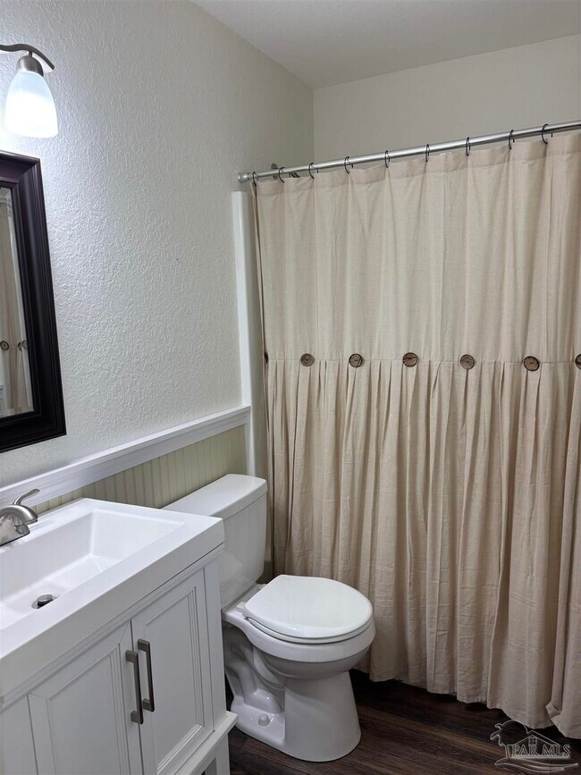 Building Photo - 1002 Daffin Rd