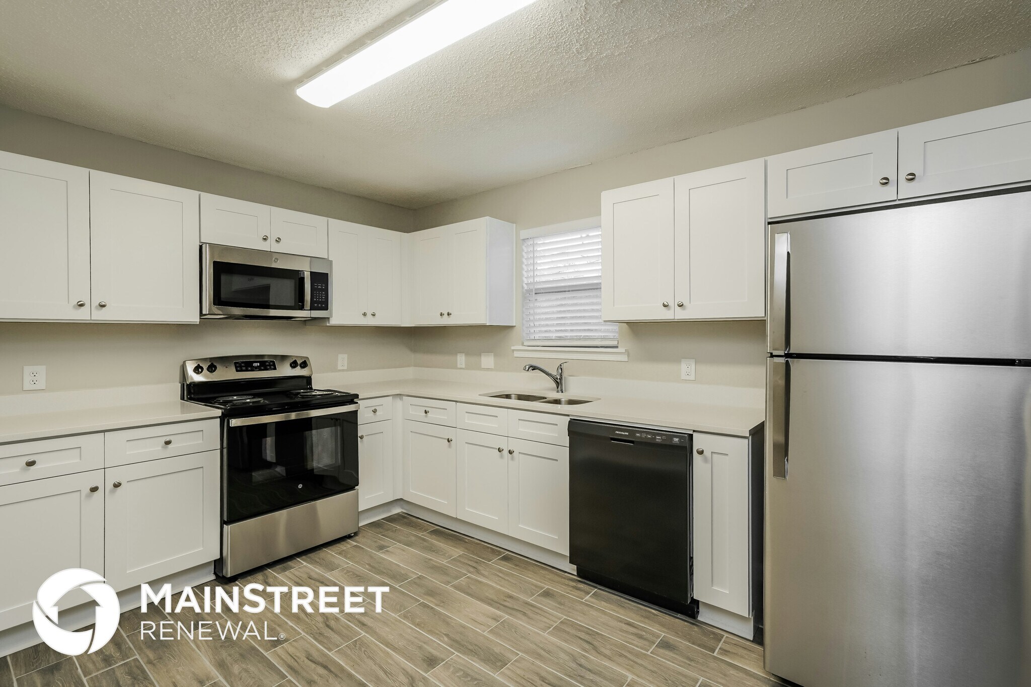 Building Photo - 2488 Carol Cir