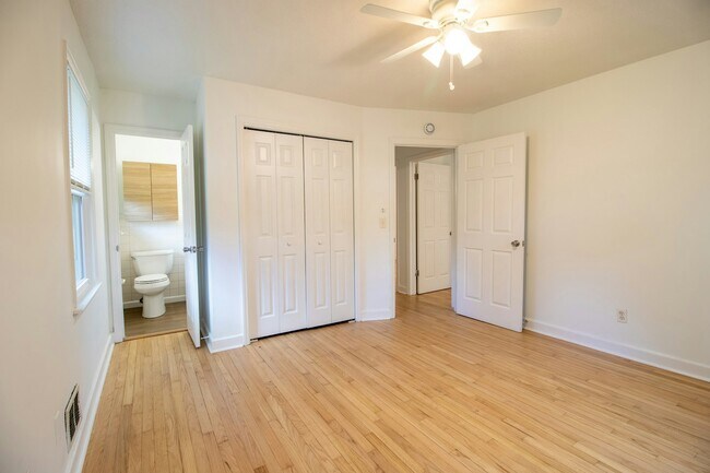 Building Photo - 1515 Sandra Dr