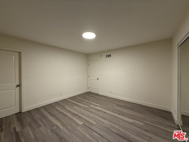 Building Photo - 1760 S Bentley Ave