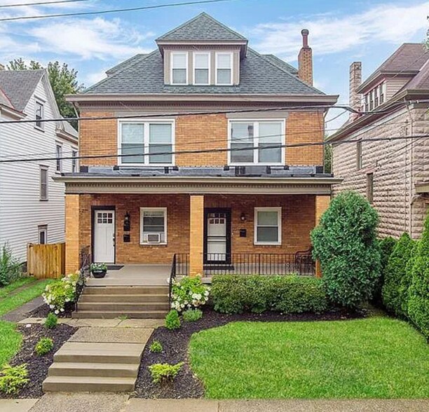 Building Photo - 15 Emerson Ave