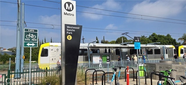 Building Photo - 2641 Westwood Blvd