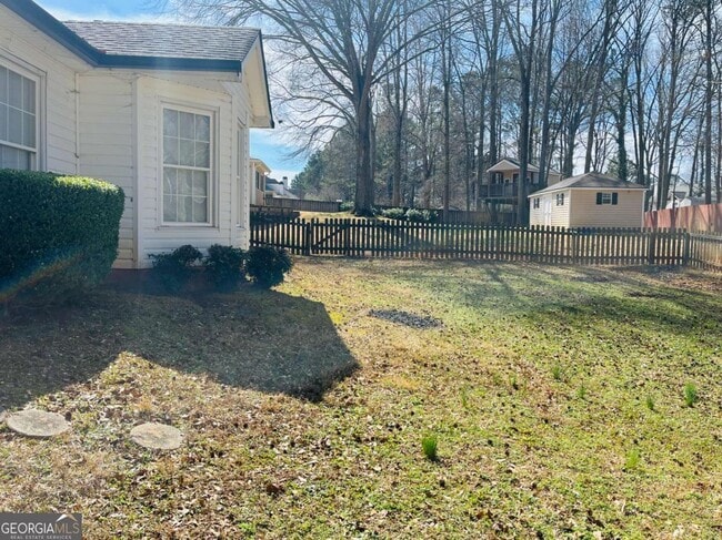 Building Photo - 155 Woodstream Dr