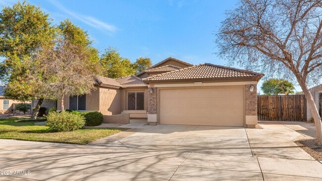 Primary Photo - 7715 S 20th Dr