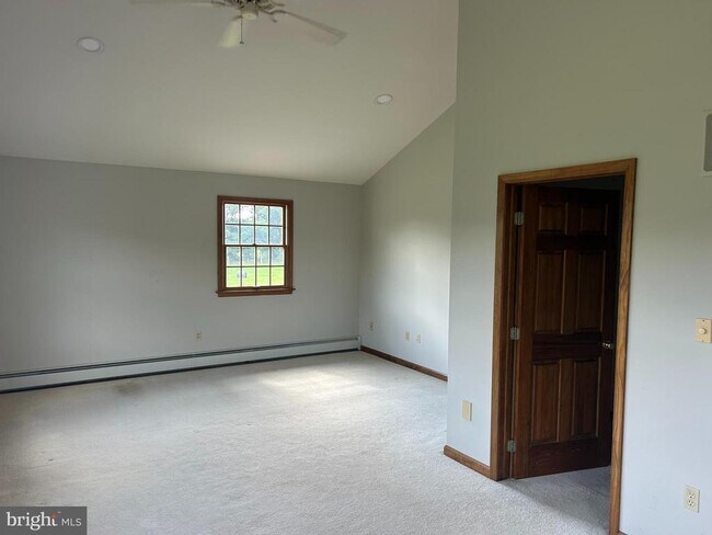 Building Photo - 436 Pineville Rd