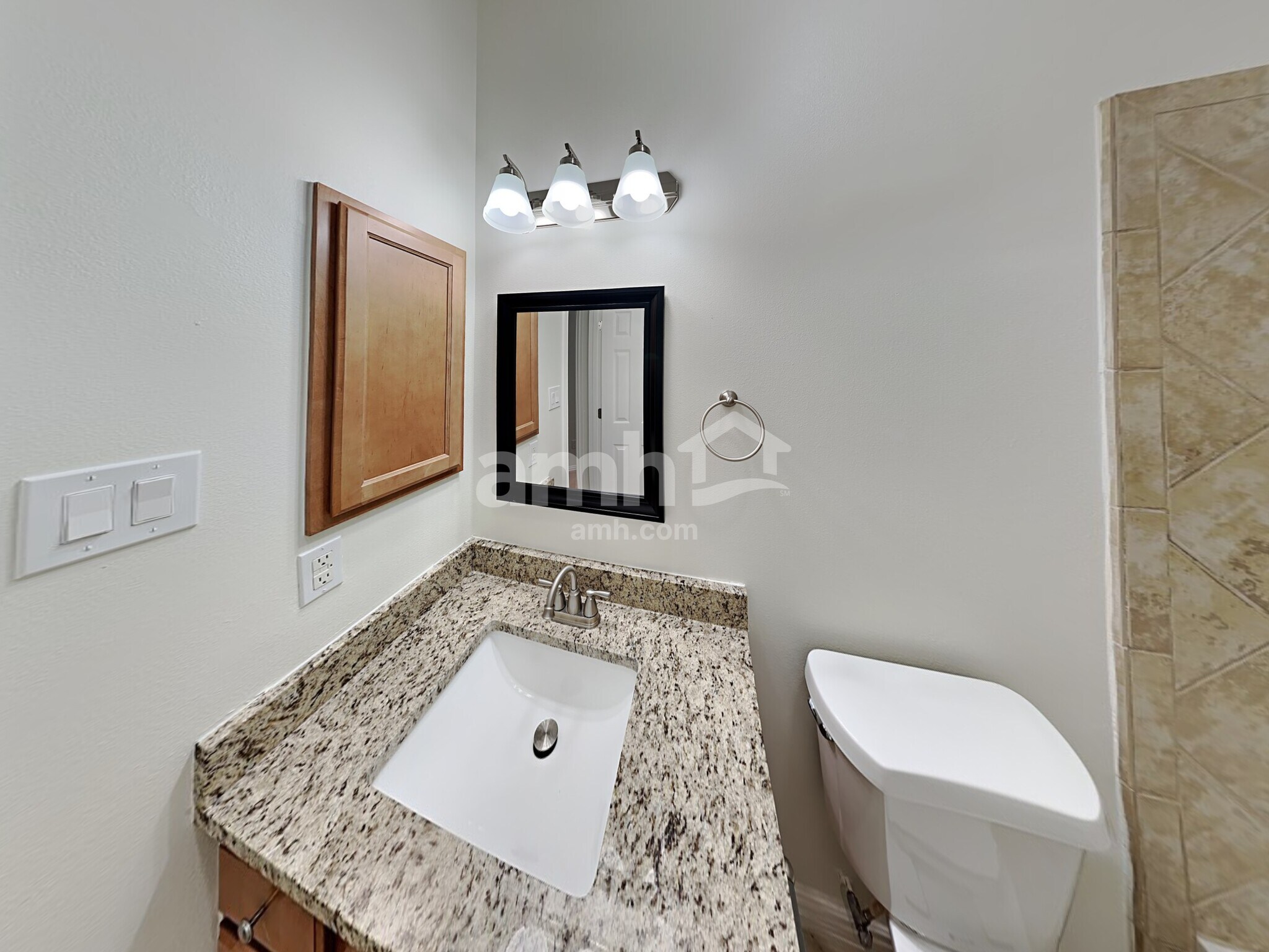 Building Photo - 30919 Blue Ridge Park Ln