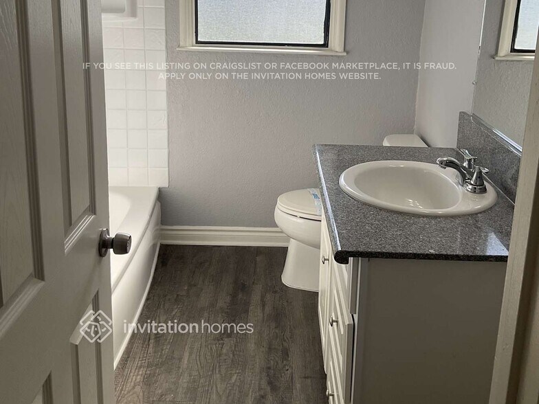 Building Photo - 2643 Etiwanda Ave