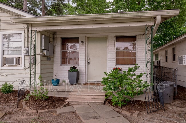 Building Photo - 1412 22nd St