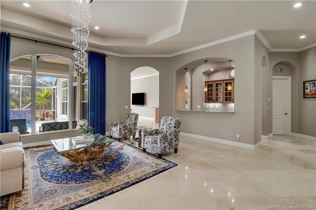 Building Photo - 5628 SW Gray Fox Dr