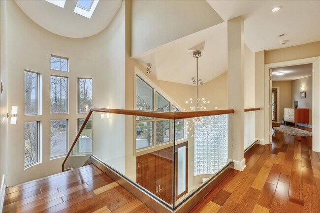 Building Photo - INCREDIBLE 6BR Home in Cabin John. Priced ...