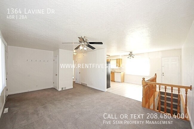 Building Photo - 1364 Lavine Dr