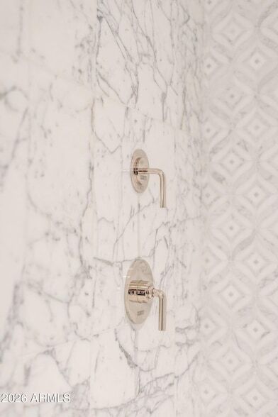 Building Photo - 6587 N Palmeraie Blvd