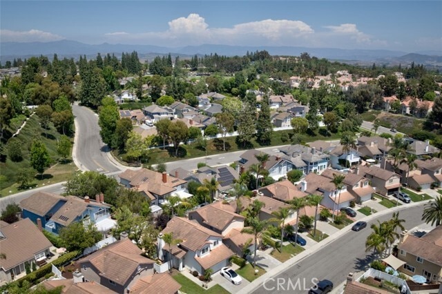 Building Photo - 25146 Sanoria St