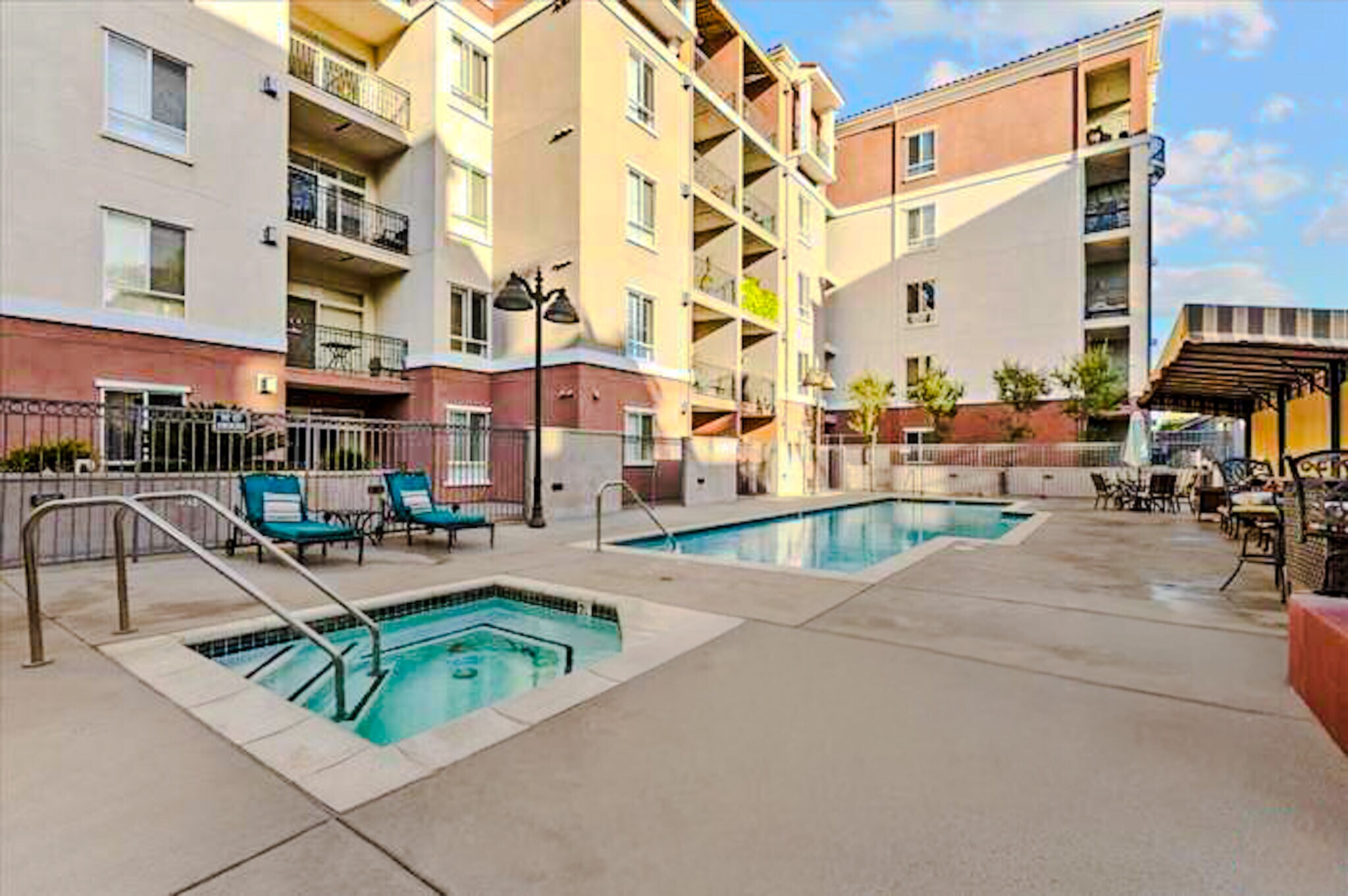 Building Photo - 3750 Santa Rosalia Dr