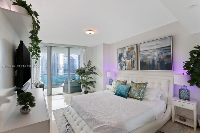 Building Photo - 350 S Miami Ave