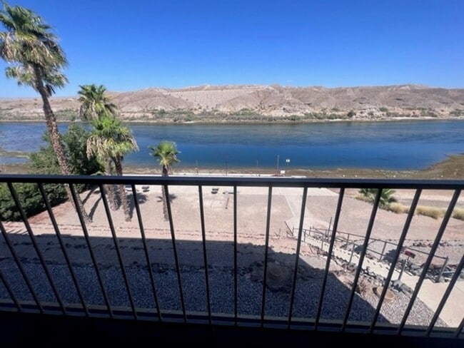 Building Photo - 2 BR WATERFRONT Fully Furnished/Utilities Included!! BEST SUNSET VIEW