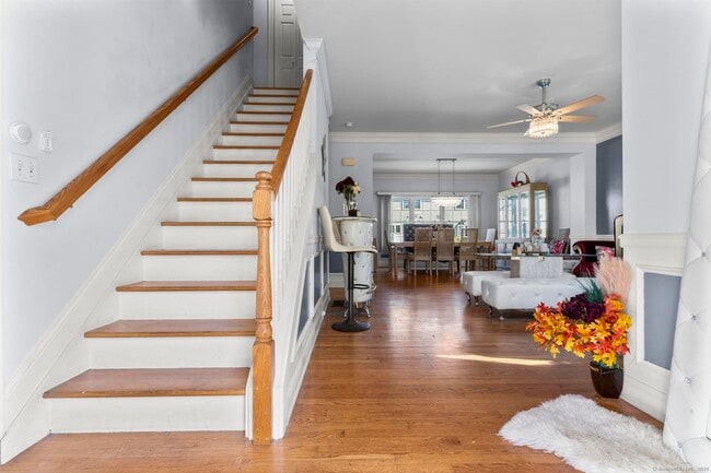 Building Photo - 240 Highland Ave