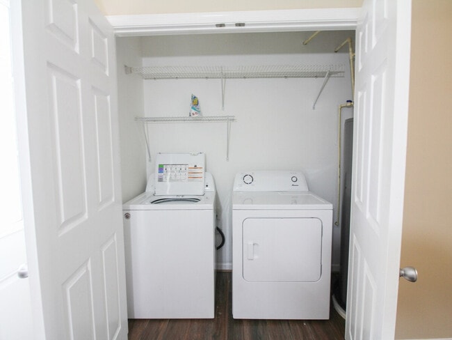 Building Photo - 7103 Highland St