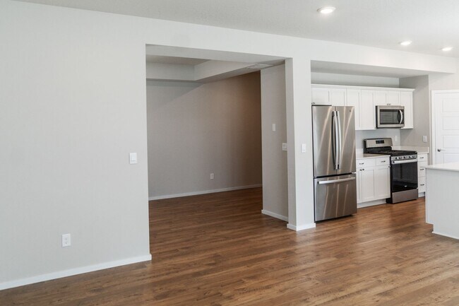 Building Photo - 5813 W Georgetown Ln